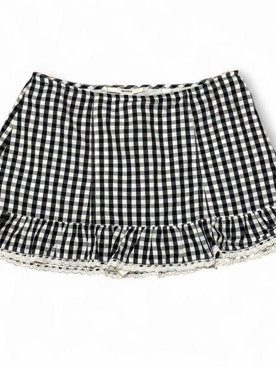 Urban Outfitters Dresses & Skirts - Kimchi Blue urban outfitters low waist gingham ruffle mini skort skirt